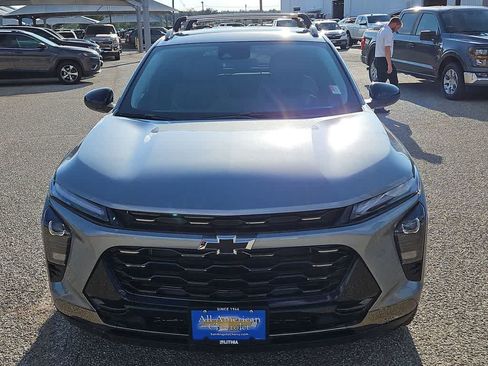 Used 2025 Chevrolet Trax ACTIV FWD image 14