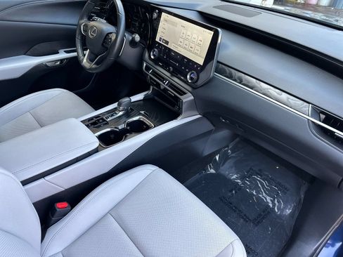 Used 2023 Lexus RX 350 Premium w/ Accessory Package (Z1) FWD image 18