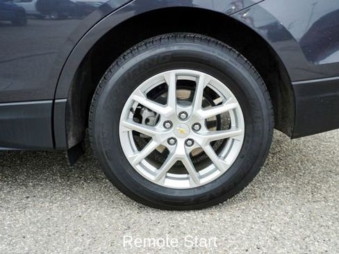 Used 2022 Chevrolet Equinox LT w/ Driver Convenience Package image 7