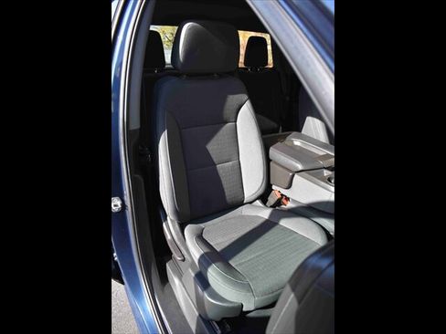 Used 2020 GMC Sierra 1500 SLE image 31