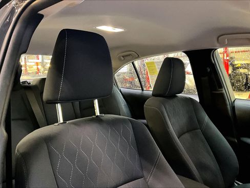 Used 2025 Toyota Corolla LE image 22