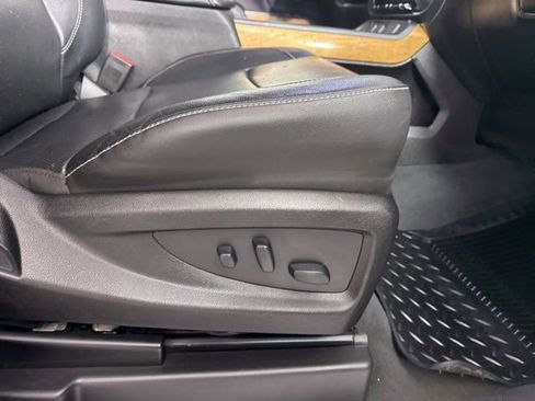 Used 2018 Chevrolet Silverado 1500 LTZ w/ Sport Package image 15