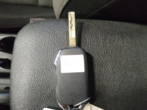 Used 2023 Kia Forte LXS w/ LXS Technology Package FWD image 32