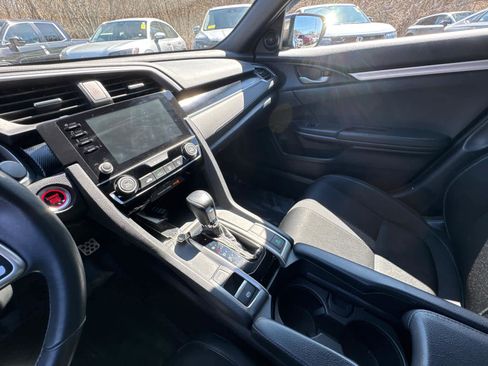 Used 2019 Honda Civic Sport image 22