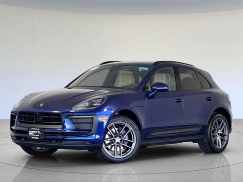 Used 2023 Porsche Macan image 1