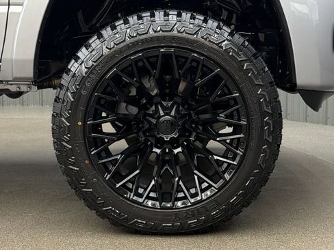 Used 2025 RAM 1500 Big Horn AWD/4WD image 9