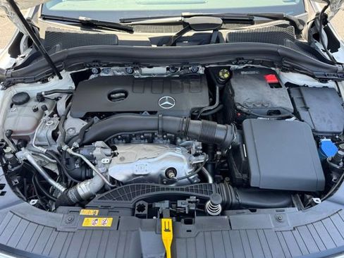 Certified 2023 Mercedes-Benz GLA 250 4MATIC image 10