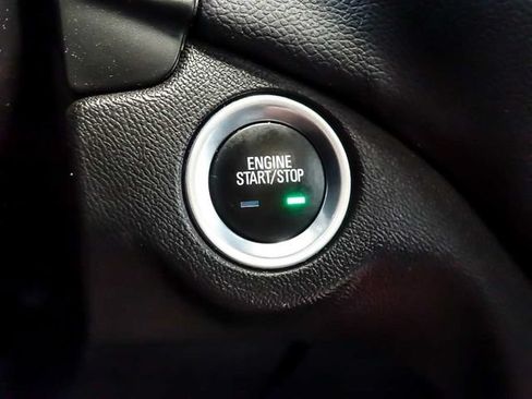 Used 2024 Chevrolet Equinox LT FWD image 21