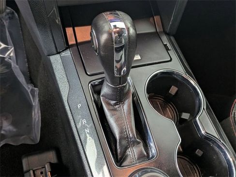 Used 2019 Ford Explorer XLT w/ Equipment Group 202A image 15