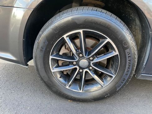 Used 2018 Dodge Grand Caravan SE FWD image 23
