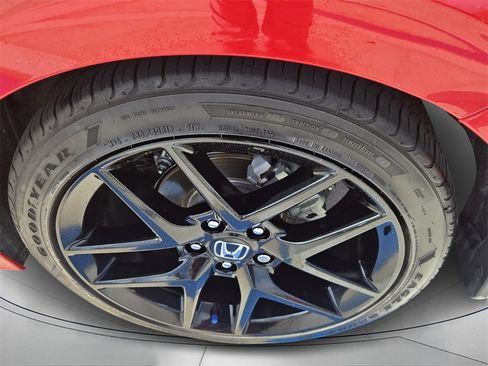 Certified 2024 Honda Civic Sport image 9