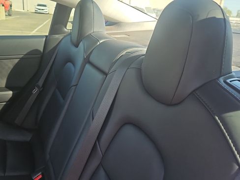 Used 2023 Tesla Model 3 Standard Range image 12