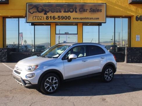 Used 2017 FIAT 500X Trekking image 1