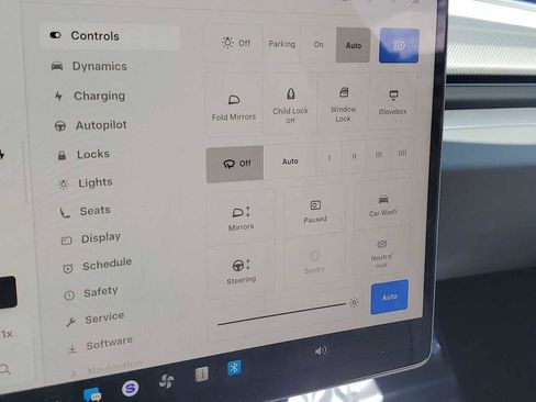 Used 2024 Tesla Model 3 Performance image 25