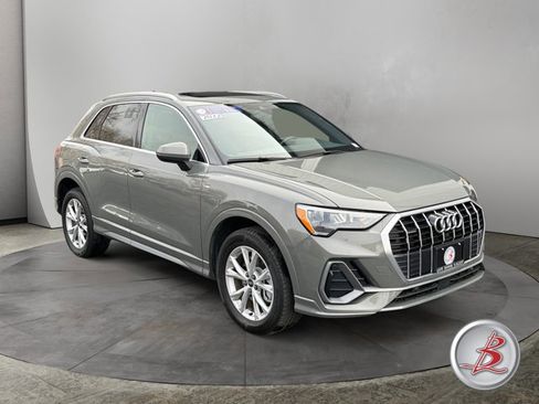 Used 2022 Audi Q3 2.0T Premium image 1