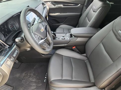 New 2025 Cadillac XT5 Premium Luxury w/ Technology Package image 11