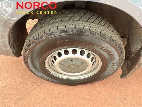 Used 2018 Mercedes-Benz Sprinter 2500 image 16