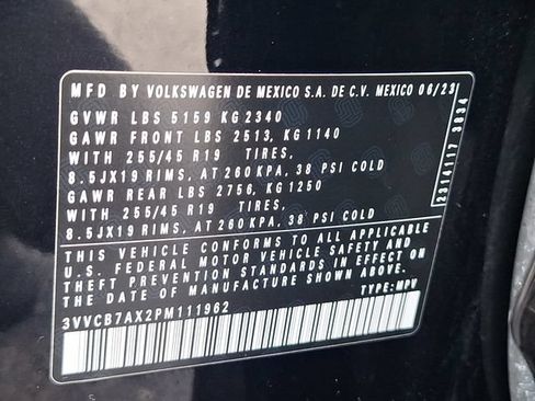 Certified 2023 Volkswagen Tiguan SE R-Line FWD image 25