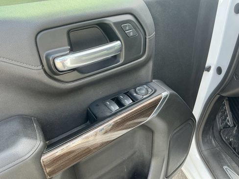 Used 2019 Chevrolet Silverado 1500 RST AWD/4WD image 16