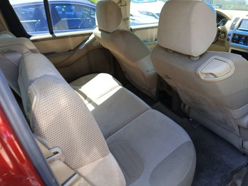 Used 2006 Nissan Pathfinder SE AWD/4WD image 5