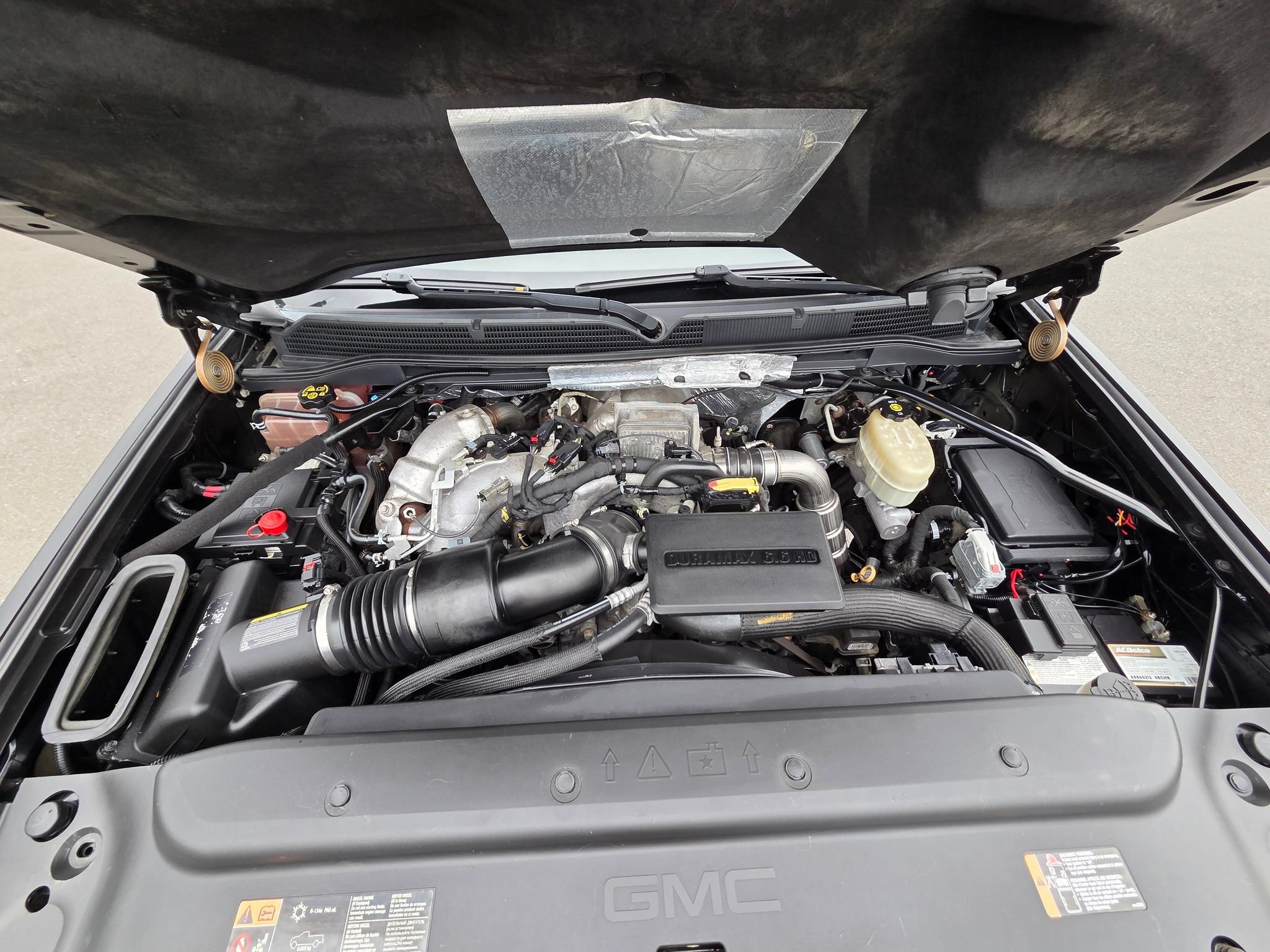 Used 2017 GMC Sierra 3500 Denali AWD/4WD image 9