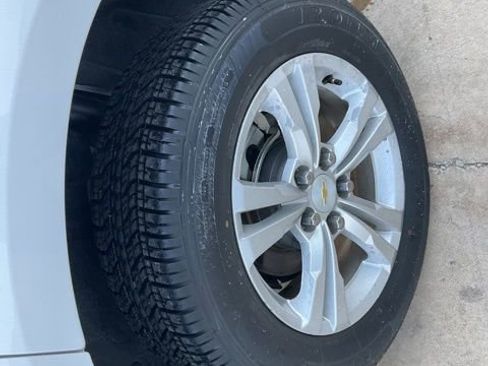 Used 2015 Chevrolet Equinox LT image 22