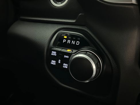 Used 2019 RAM 1500 Big Horn image 14