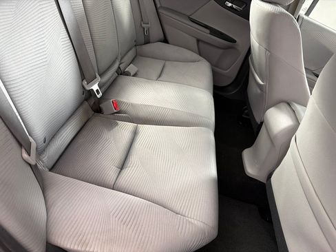 Used 2014 Honda Accord LX image 18