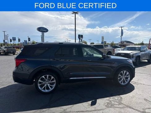 Used 2023 Ford Explorer Platinum w/ Technology Package AWD/4WD image 5
