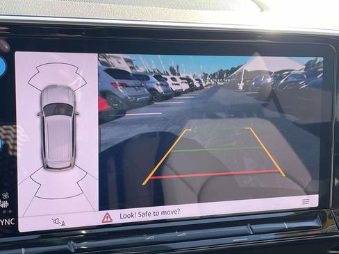 Certified 2026 Volkswagen Atlas SE w/ Panoramic Sunroof Package FWD image 27