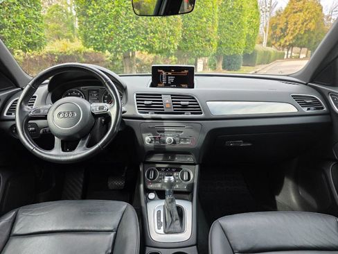 Used 2018 Audi Q3 2.0T Premium w/ Convenience Package image 22