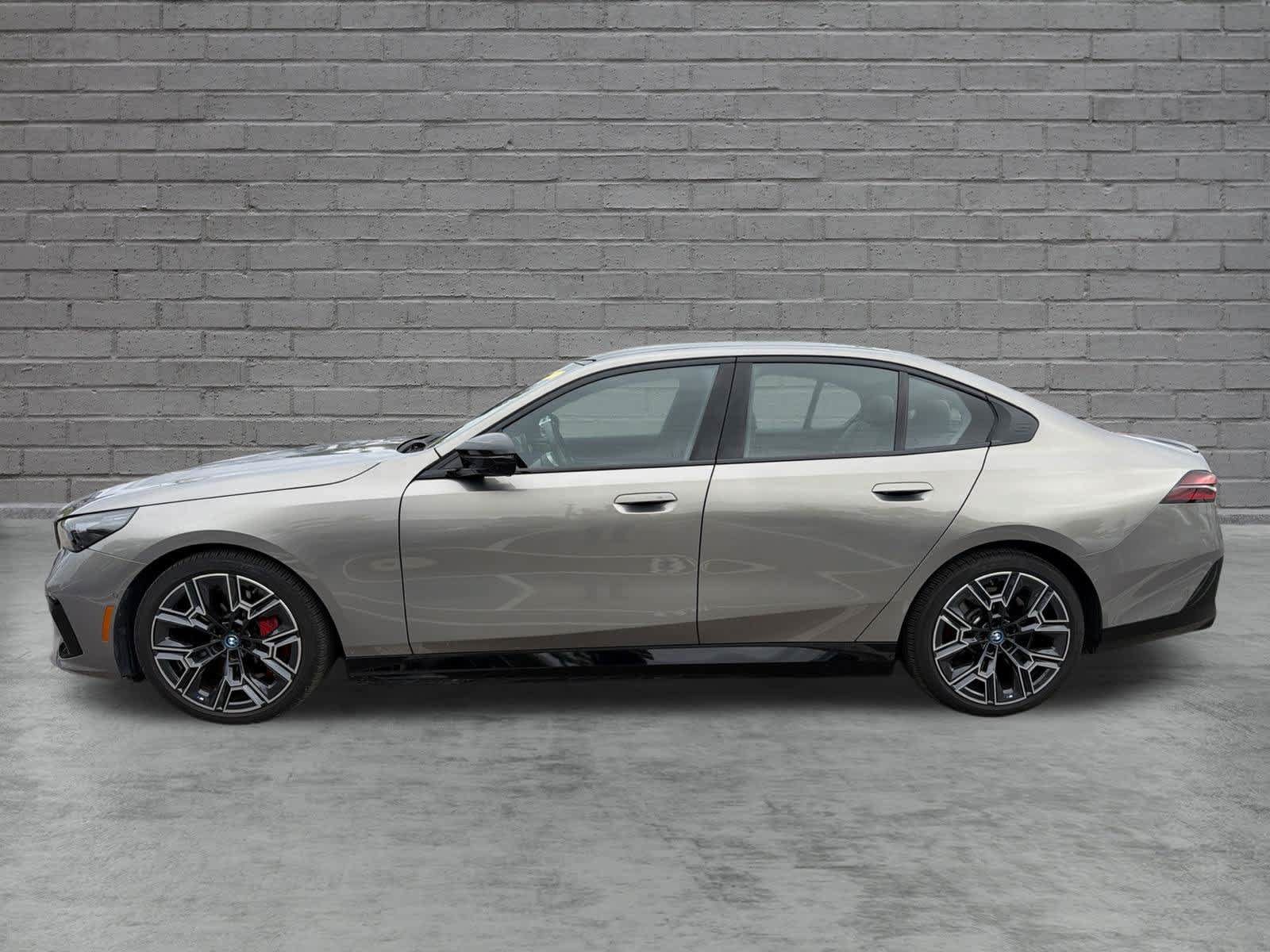 Used 2024 BMW i5 M60 w/ Premium Package AWD/4WD image 3