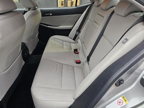 Used 2014 Lexus IS 250 w/ Premium Package RWD image 45