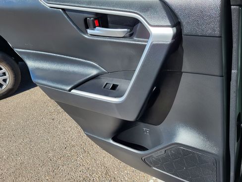 Used 2023 Toyota RAV4 XLE image 18