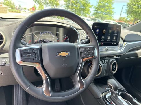 Used 2024 Chevrolet Blazer Premier w/ Driver Confidence II Package FWD image 16