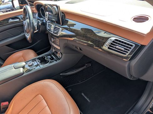 Used 2017 Mercedes-Benz CLS 550 image 16