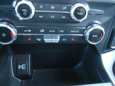 Used 2022 Ford F150 XLT w/ Equipment Group 302A High image 17