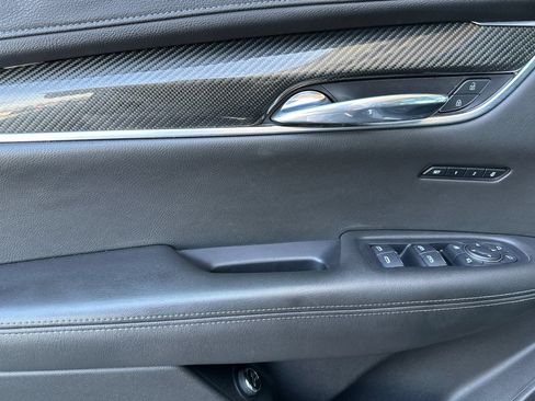 Certified 2021 Cadillac XT6 Sport AWD/4WD image 11