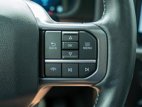 Used 2024 Ford F150 Lariat w/ Equipment Group 502A High AWD/4WD image 18