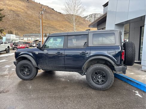 Used 2021 Ford Bronco Wildtrak image 7