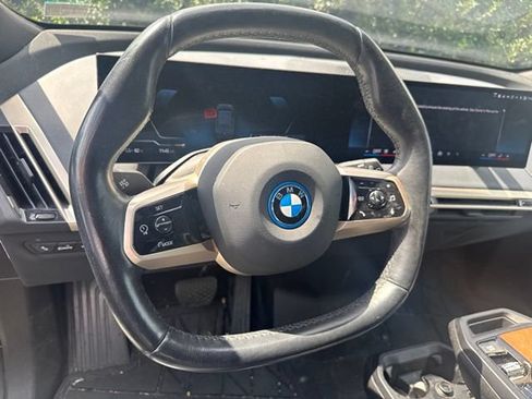 Used 2024 BMW iX xDrive50 w/ Premium Package AWD/4WD image 21