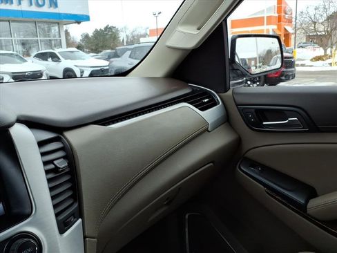 Used 2015 GMC Yukon SLT w/ Open Road Package image 28