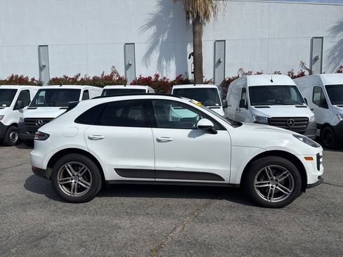 Used 2021 Porsche Macan AWD/4WD image 4