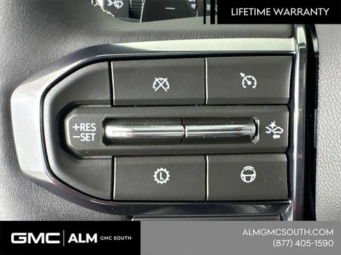 New 2026 GMC Yukon Denali Ultimate w/ LPO, Floor Liner Package AWD/4WD image 28