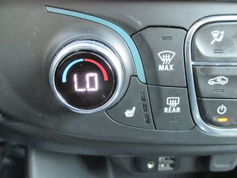 Used 2023 Chevrolet Traverse RS w/ LPO, Floor Liner Package AWD/4WD image 23