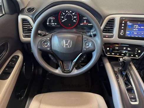Used 2021 Honda HR-V EX image 14
