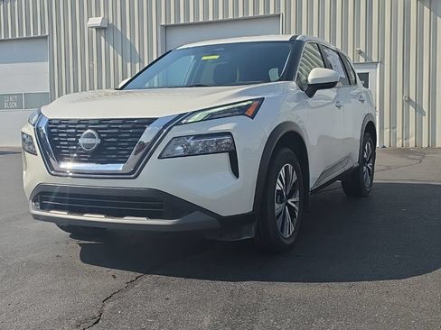 Used 2023 Nissan Rogue SV AWD/4WD image 3
