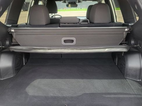 Used 2025 Subaru Forester Premium AWD/4WD image 13