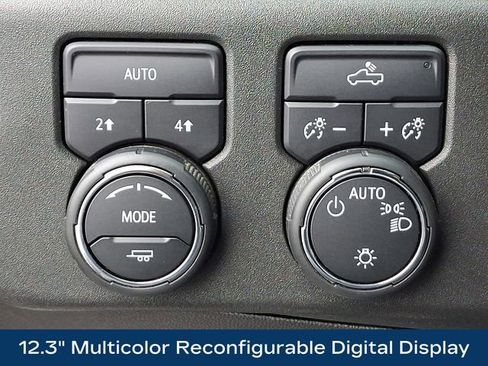 Used 2023 Chevrolet Silverado 1500 LT image 26