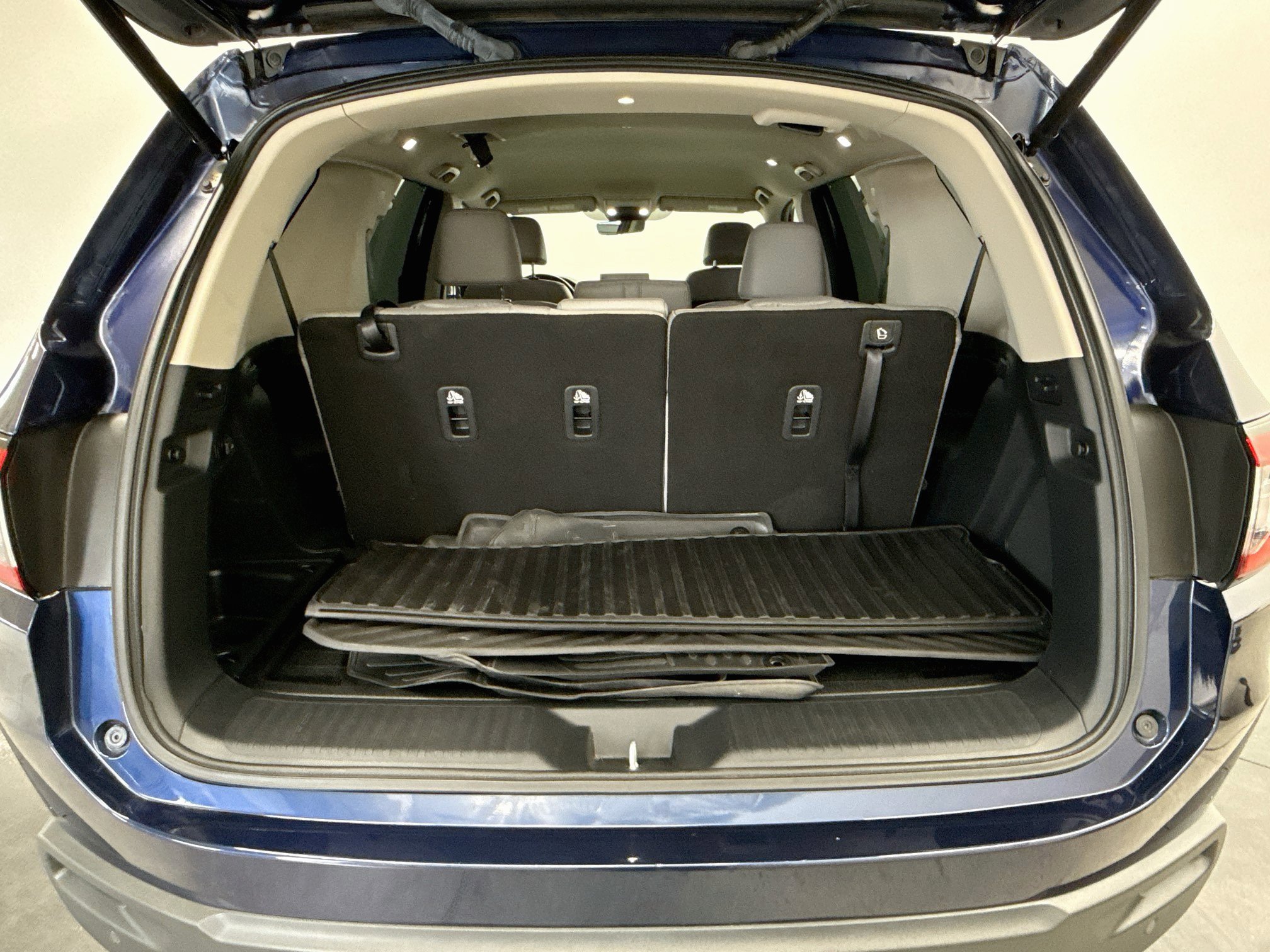Used 2025 Honda Pilot EX-L image 28